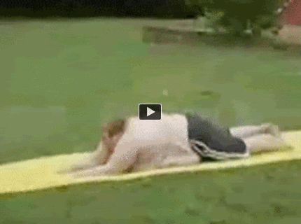 Ľudská veľryba na suchu :D :D :D