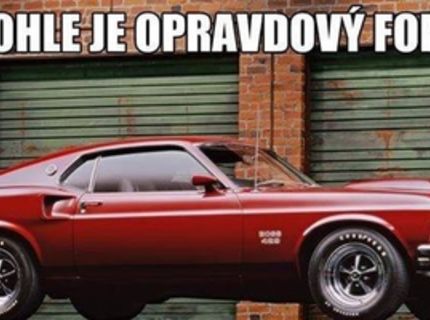 Porovnaj si ho s dnešným Ford Focus