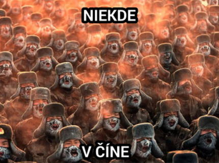 V Číne pri rannej rozcvičke vojakov v mínusovej teplote.