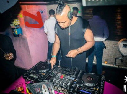 Je toto normálne?:D Pozri sa kde stoji DJ... :D