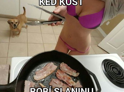 Jedlo vs krásne ženy :D