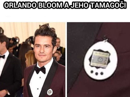 Orlando Bloom mal na svojich prsiach niečo zvláštne :D