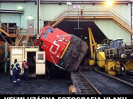 Ked zaspí vlak :D Brutálna foto :D