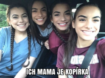 Dievčatá ako cez kopirák :D