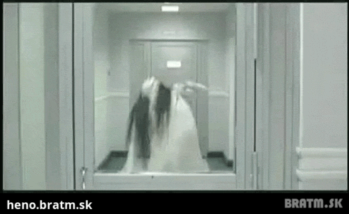 BRATM GIF: Čo nám môže pripomínať náš ranný pohľad do zrkadla :D