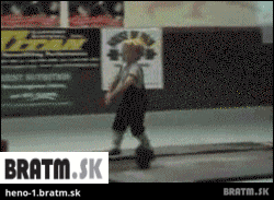 BRATM GIF: Malý silák :D like a boss :D