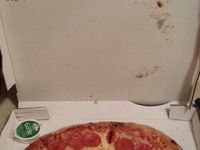 Tento vtip nasli na pizza obale :D